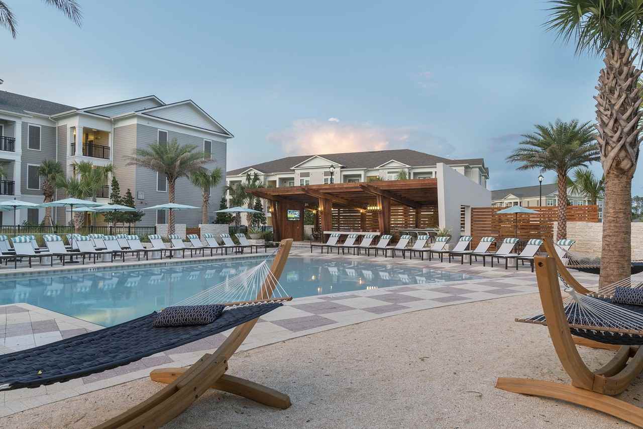 Azola - Photo 3 of 20