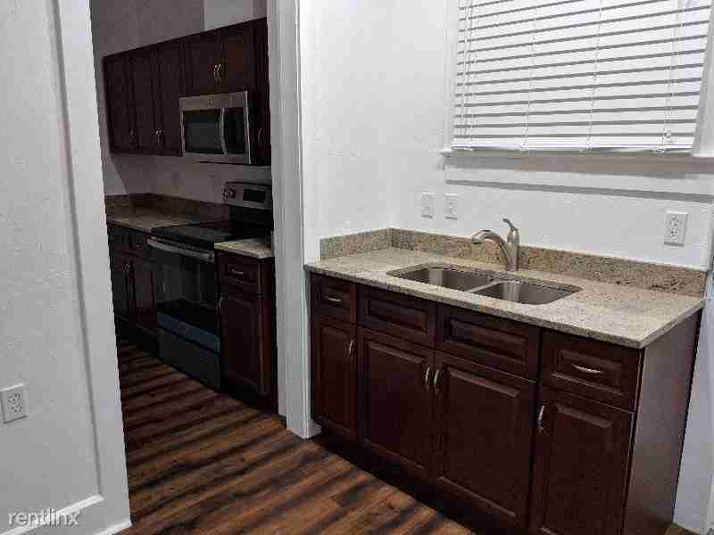 1634 Pine Tree Ln #2 - Photo 3 of 6