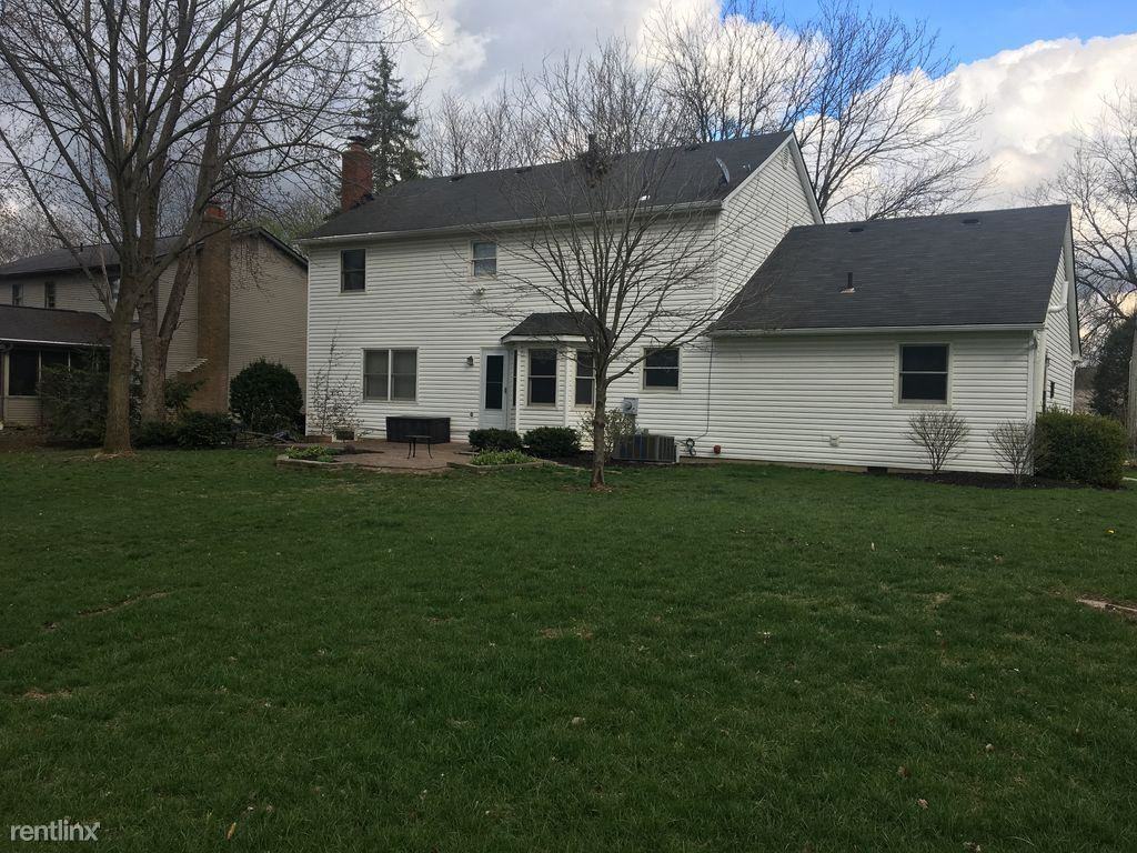 7741 Seddon Dr - Photo 2 of 11