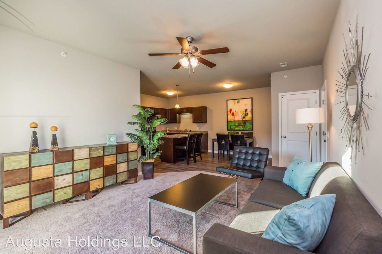 10509 Dorset Drive - Photo 3 of 7