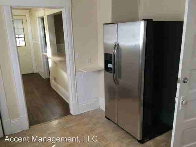 927 Drake St - Photo 3 of 6