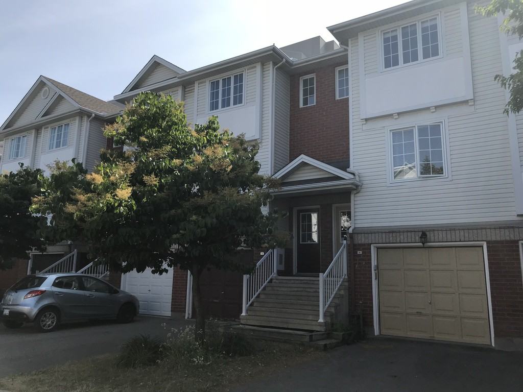 77 Manhattan Crescent Apartments in Central Park, Ottawa, ON K2C 4B8