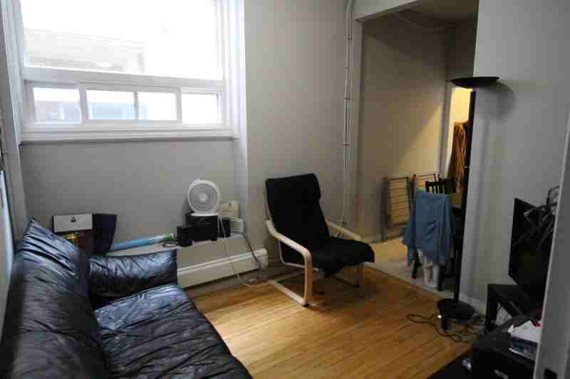 340 Somerset St E - Photo 2 of 13