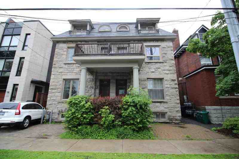 133 Cartier Street - Photo 2 of 7
