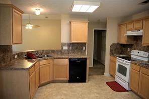 204 Tejas Blvd - Photo 3 of 12