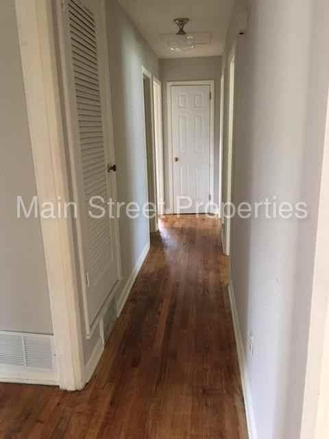 3821 Forest Glen Dr - Photo 2 of 10