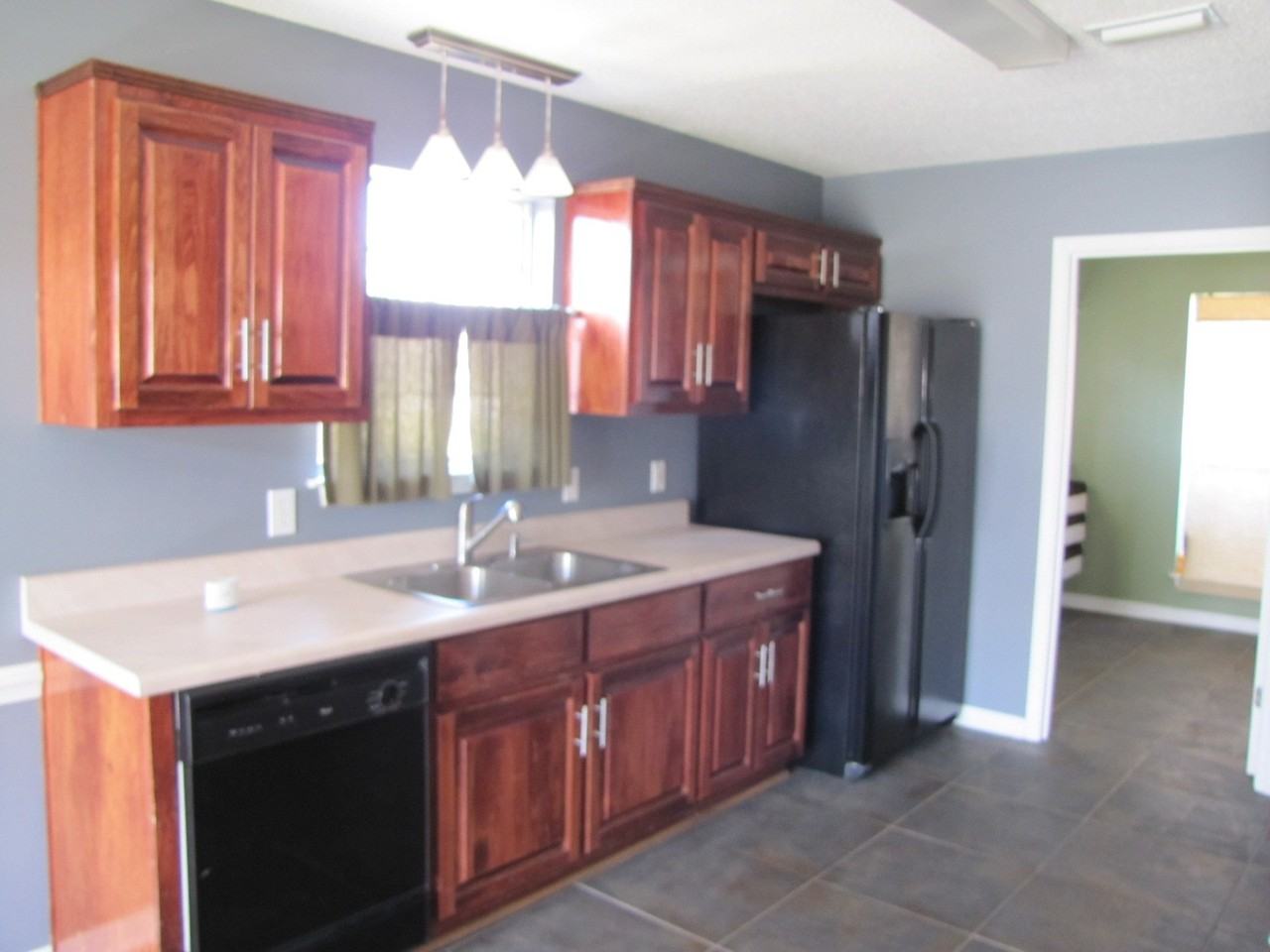 9999 Peyton Dr N - Photo 3 of 10