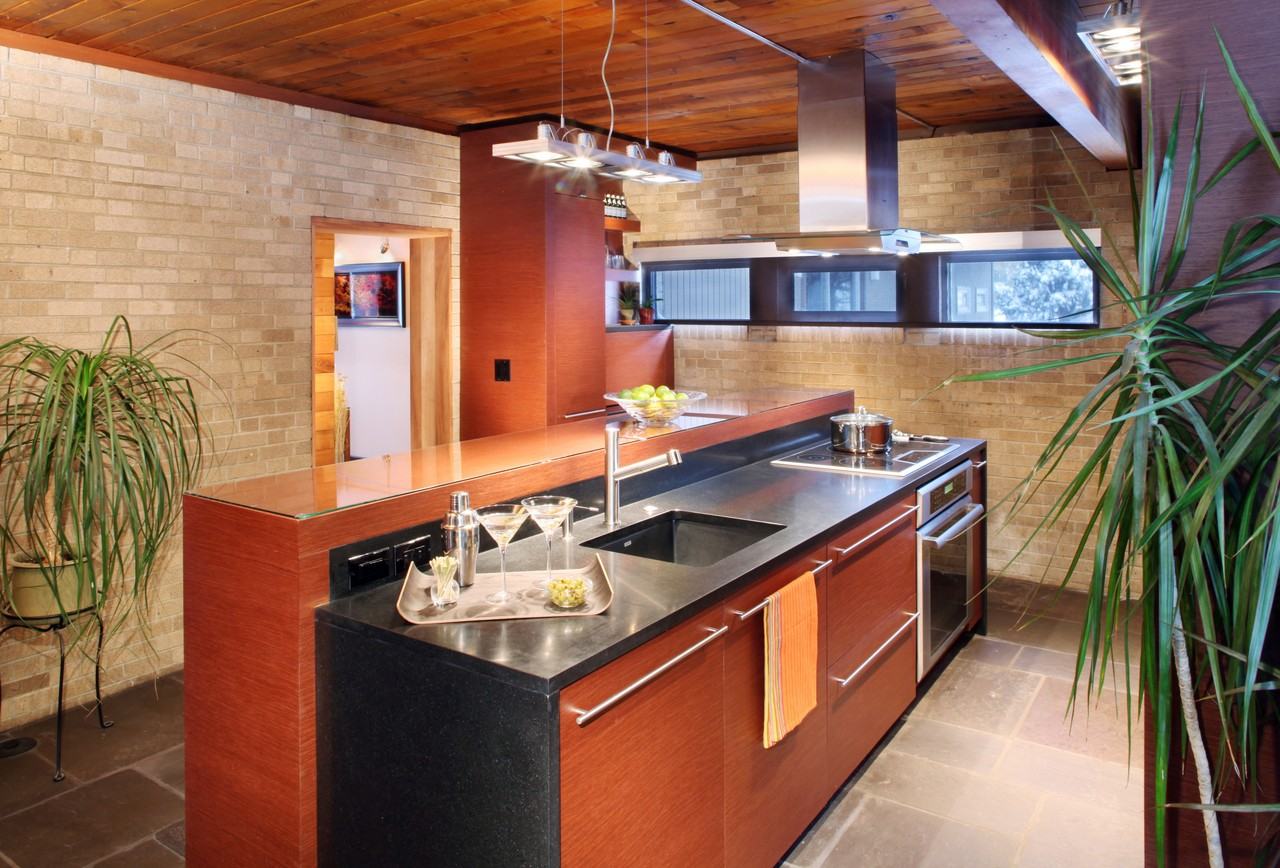 21886 Panorama Dr - Photo 2 of 25