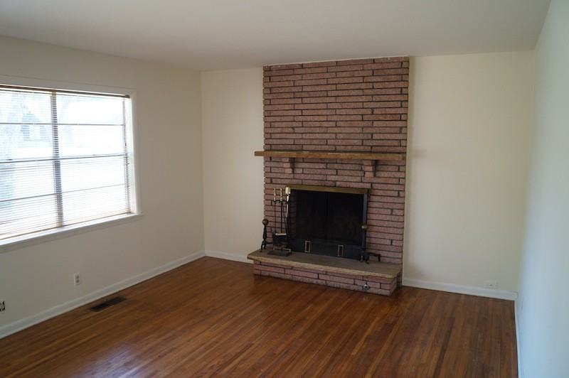 2190 S 106th E Ave - Photo 2 of 8