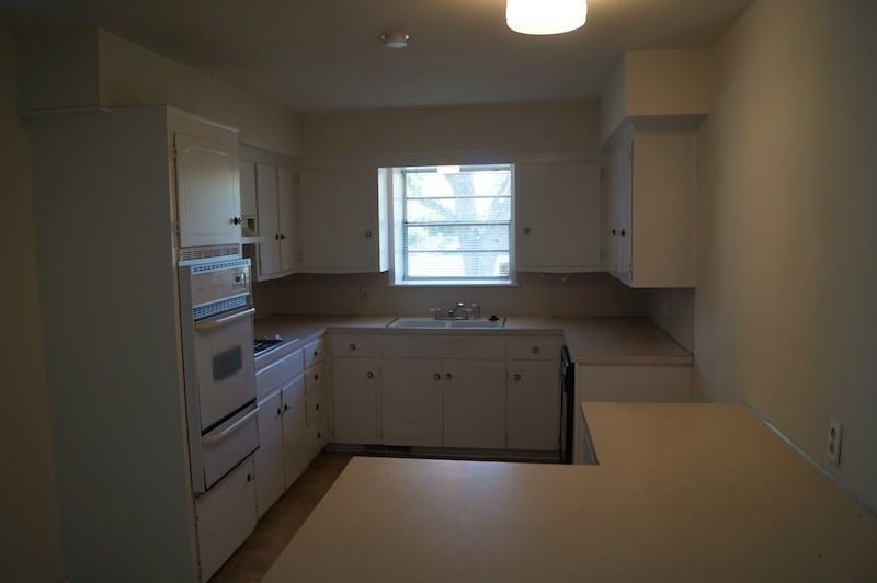 2190 S 106th E Ave - Photo 3 of 8