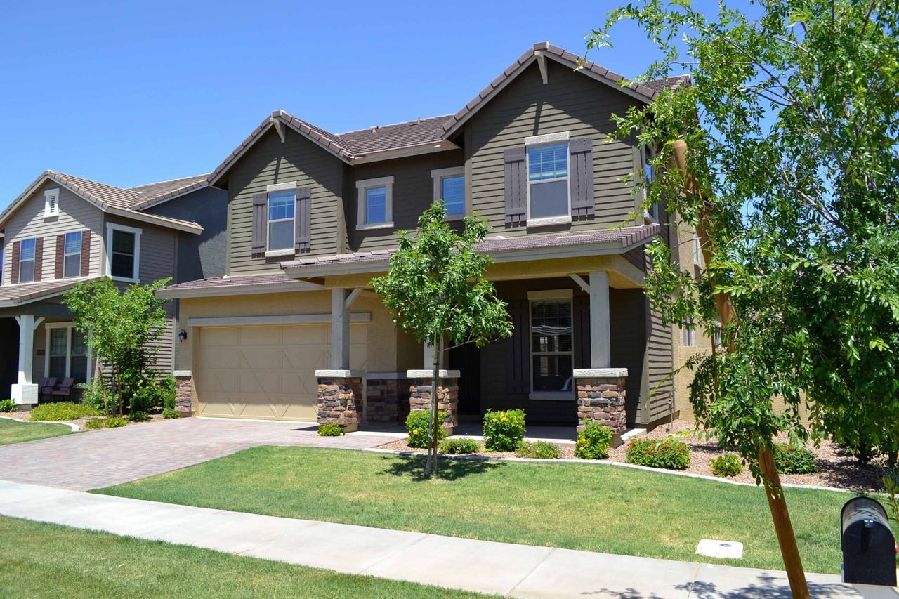 3532 E Mesquite St - Photo 2 of 22