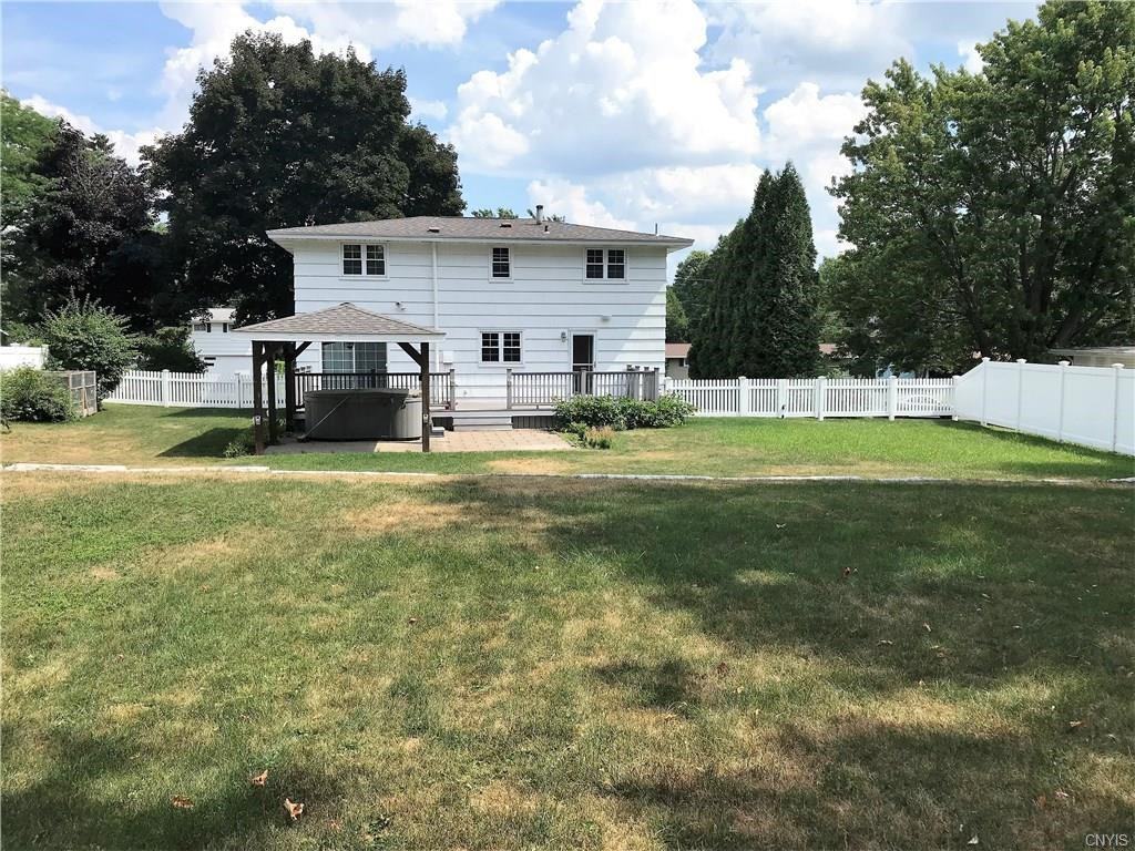 103 Kimberly Dr E - Photo 2 of 18