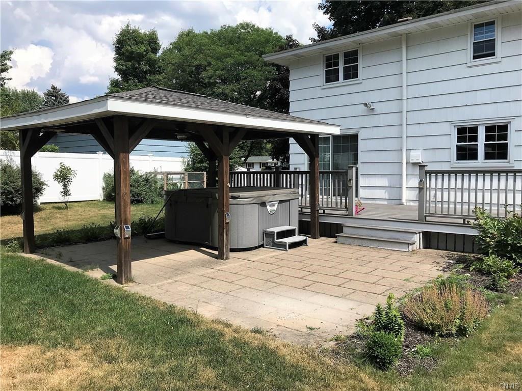 103 Kimberly Dr E - Photo 3 of 18