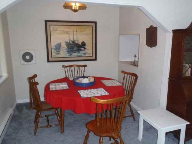 448 Floral Ave - Photo 3 of 13