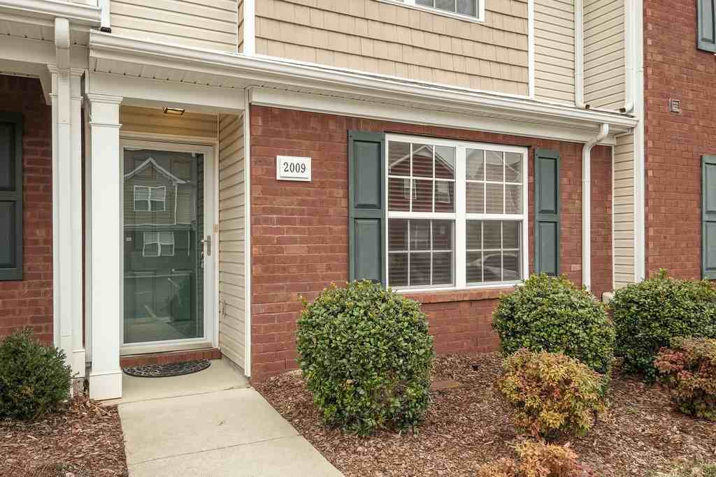 2009 Shaylin Loop - Photo 2 of 21