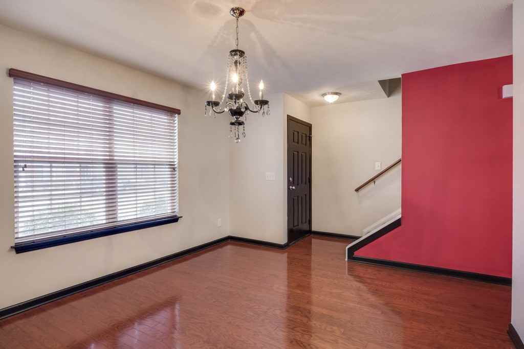 2009 Shaylin Loop - Photo 3 of 21