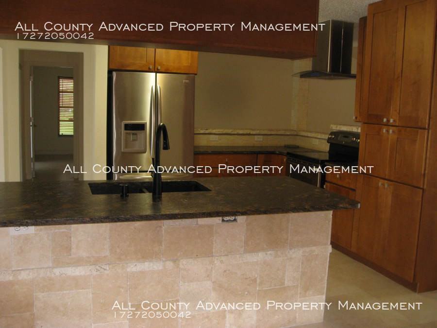 1516 Ridge Top Way - Photo 2 of 19