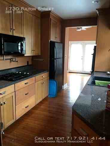 1730 Fulton St - Photo 3 of 7