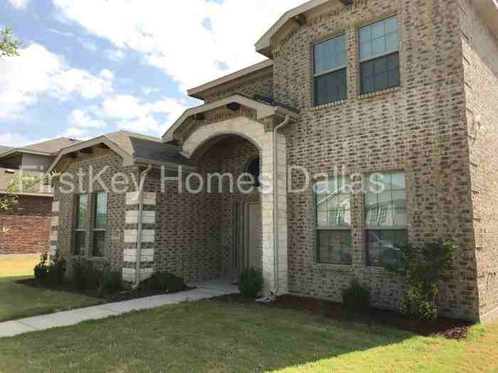 622 Canvas Ct - Photo 2 of 13