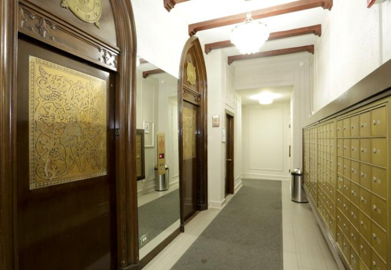 401 West Fullerton Parkway #503E