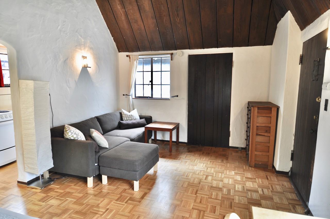 1803 Spruce Street - Photo 3 of 23