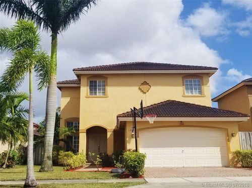 1493 SW 154th Path - Photo 2 of 8