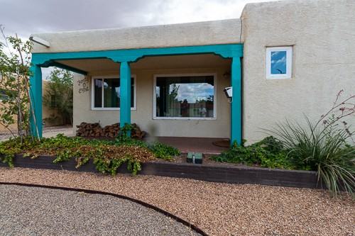 4008 Simms Ave SE - Photo 3 of 31