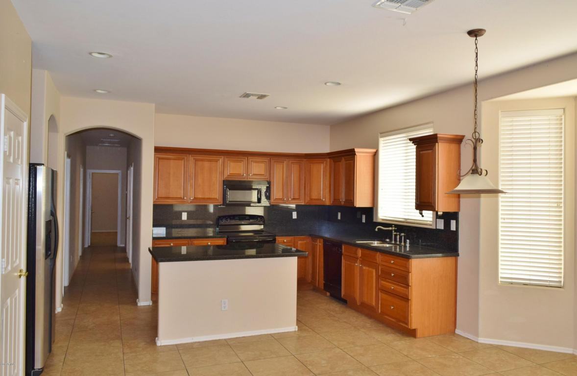 12251 N 141st Ct - Photo 2 of 47