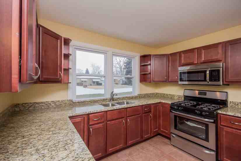 434 Hyde Park Ave - Photo 3 of 15