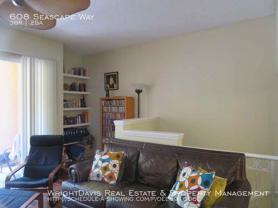 608 Seascape Way - Photo 3 of 22