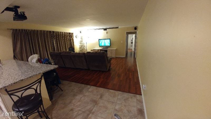 4116 Mangalore Dr - Photo 2 of 4