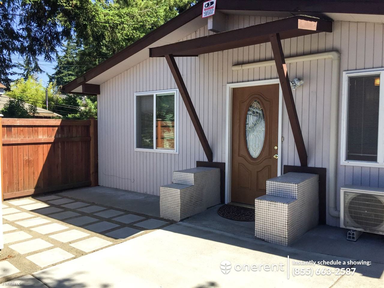 2715 NE 115th St - Photo 3 of 12