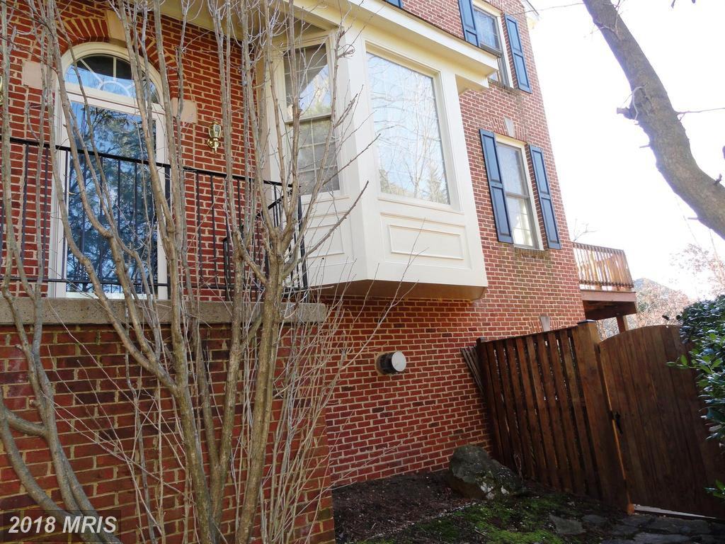 2200 Stefan Dr - Photo 2 of 25