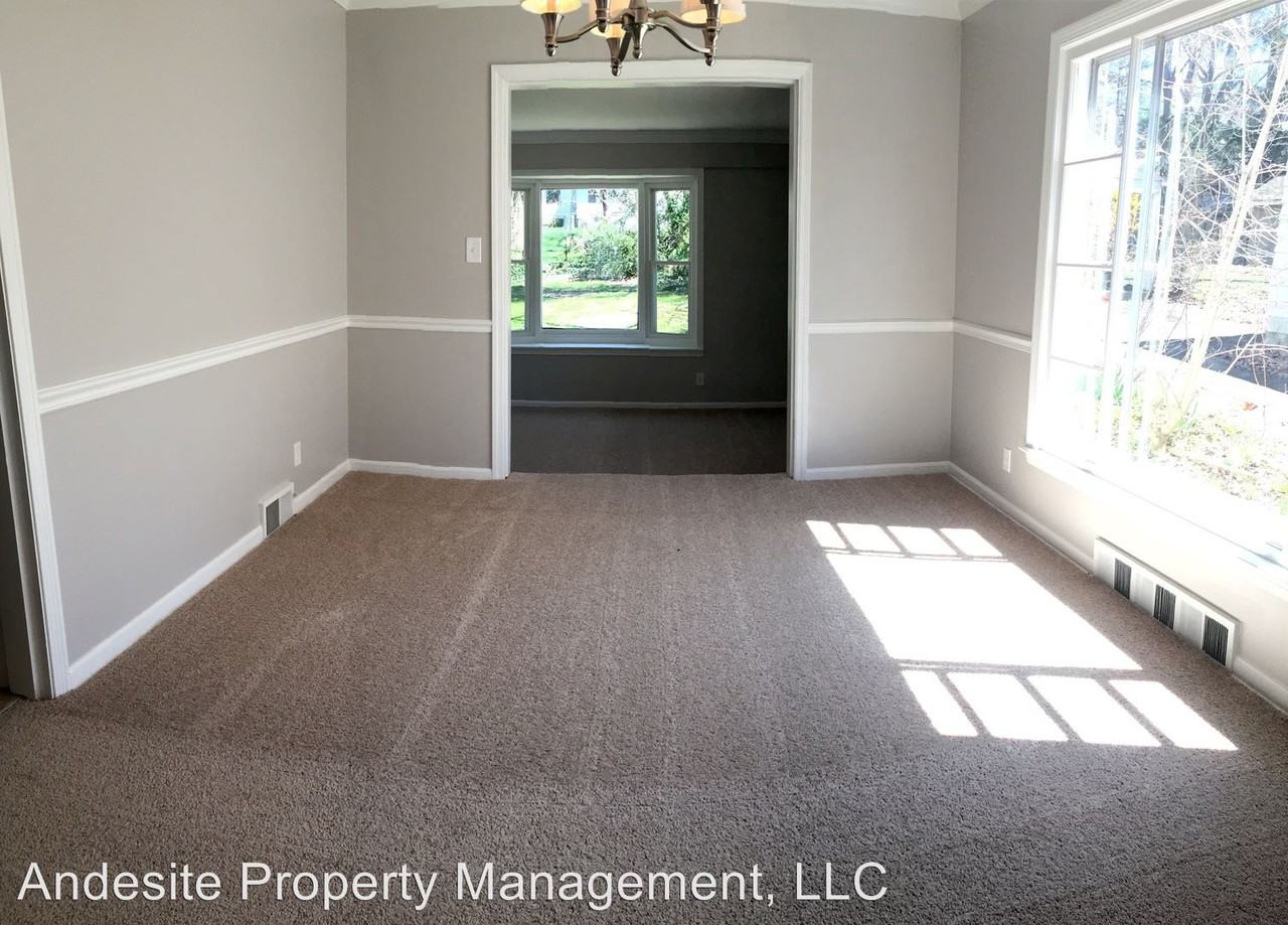 255 Melbourne Ave - Photo 3 of 15