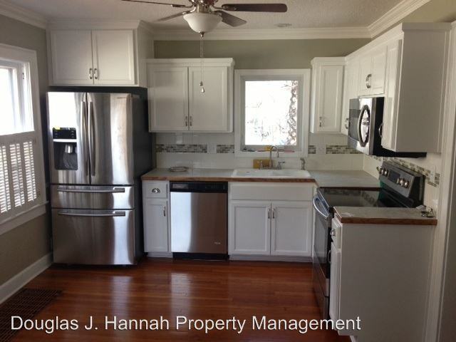 7547 Madison Ave - Photo 3 of 11