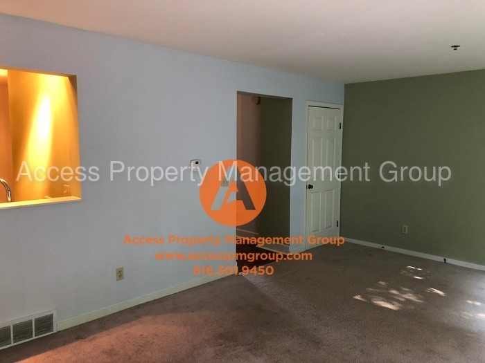 4096 Woodrush Ln - Photo 3 of 21