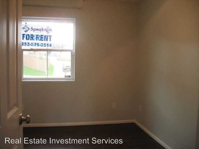2505 193rd St E - Photo 3 of 16