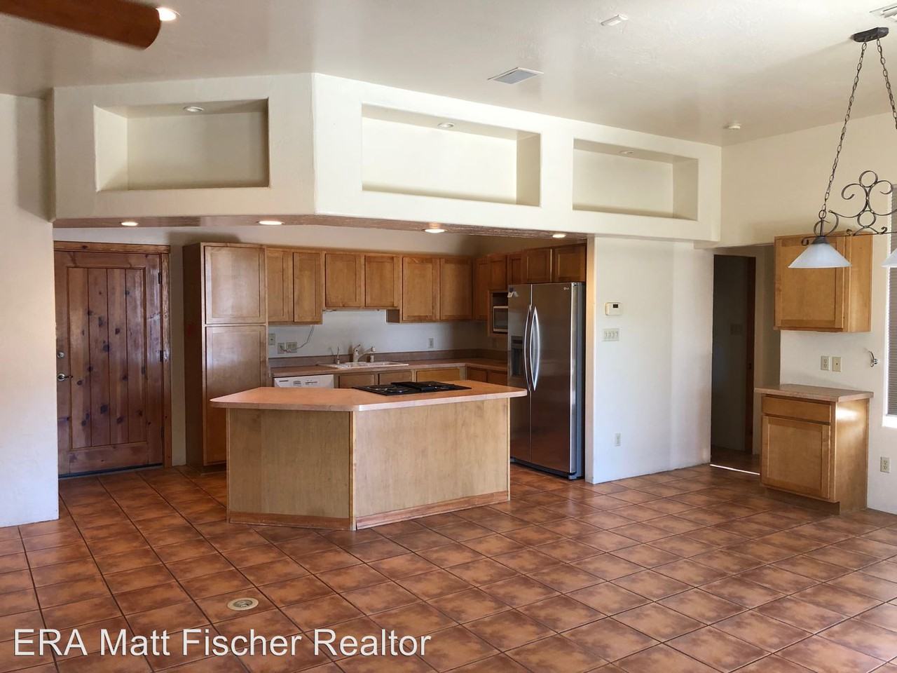 10369 Fairway Loop - Photo 2 of 9