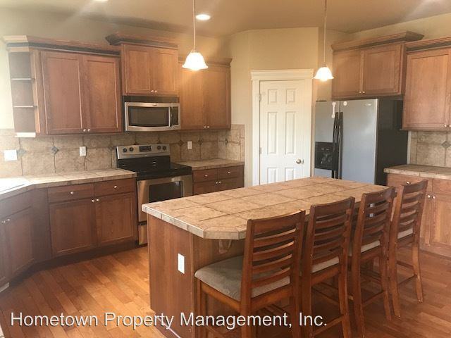 17833 Irwin St SW - Photo 2 of 27