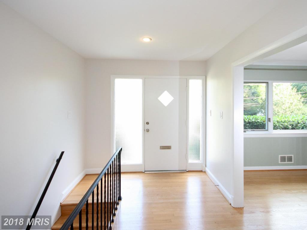 6847 Tulip Hill Terrace - Photo 2 of 26