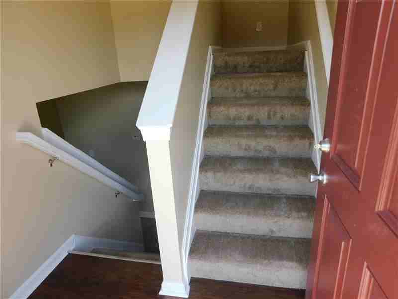 6552 Nicholas St - Photo 2 of 25