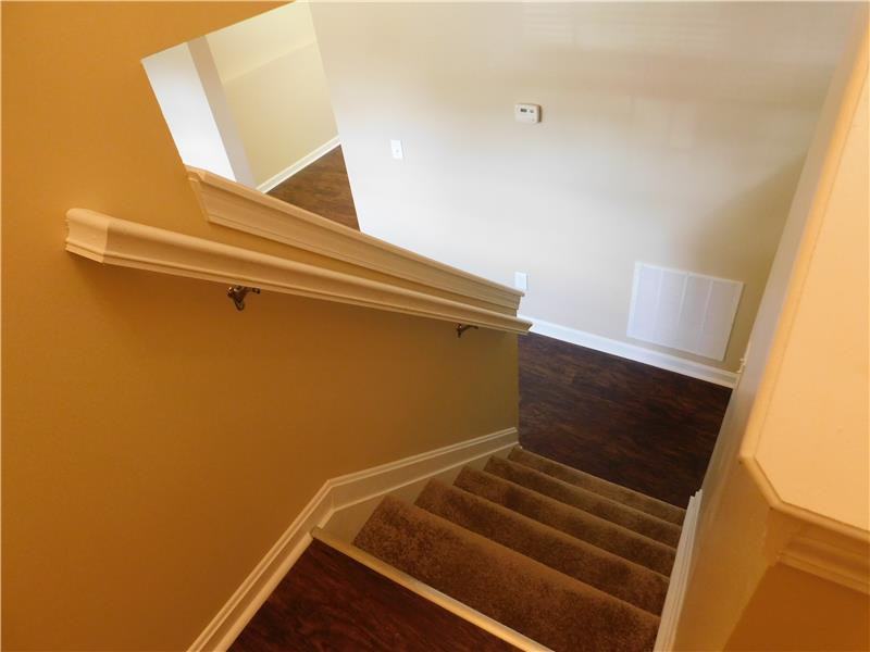 6552 Nicholas St - Photo 3 of 25