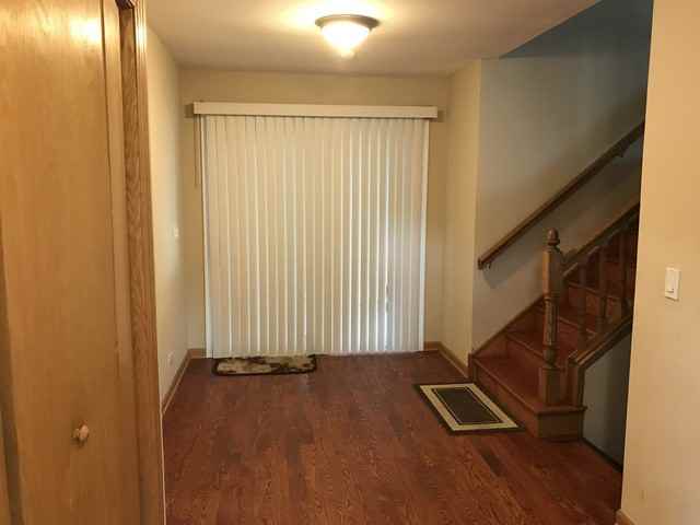 151 Hempstead Dr - Photo 3 of 26