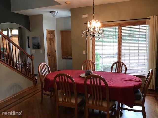 593 Prairie Crossing Dr - Photo 3 of 11