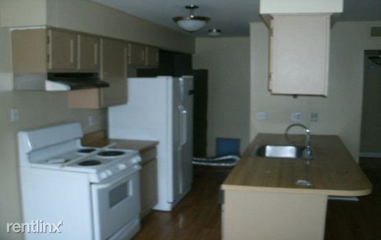 256 Neptune Dr - Photo 2 of 5