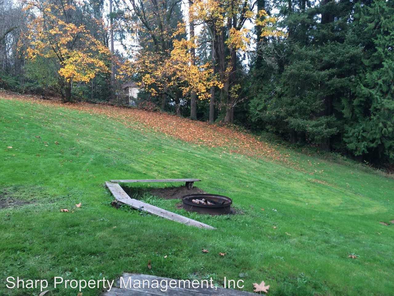 115 50th Pl - Photo 2 of 7