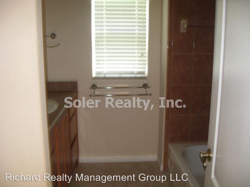 31329 Nutmeg Ave - Photo 3 of 13