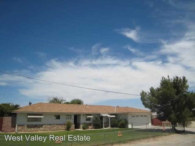 500 Welch St - Photo 2 of 19