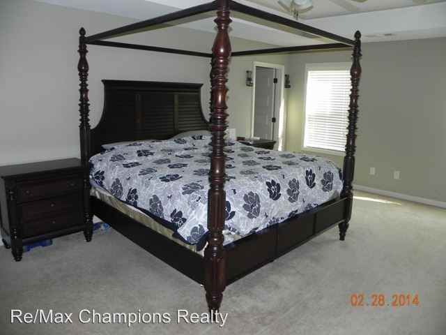 207 Lee Road 2000 - Photo 2 of 30