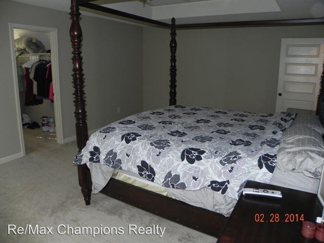 207 Lee Road 2000 - Photo 3 of 30